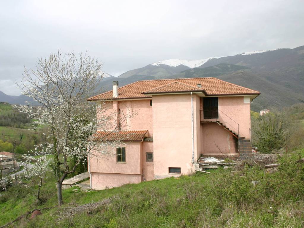 Villa a Picinisco in Strada Provinciale Accesso a Picinisco - Foto 3