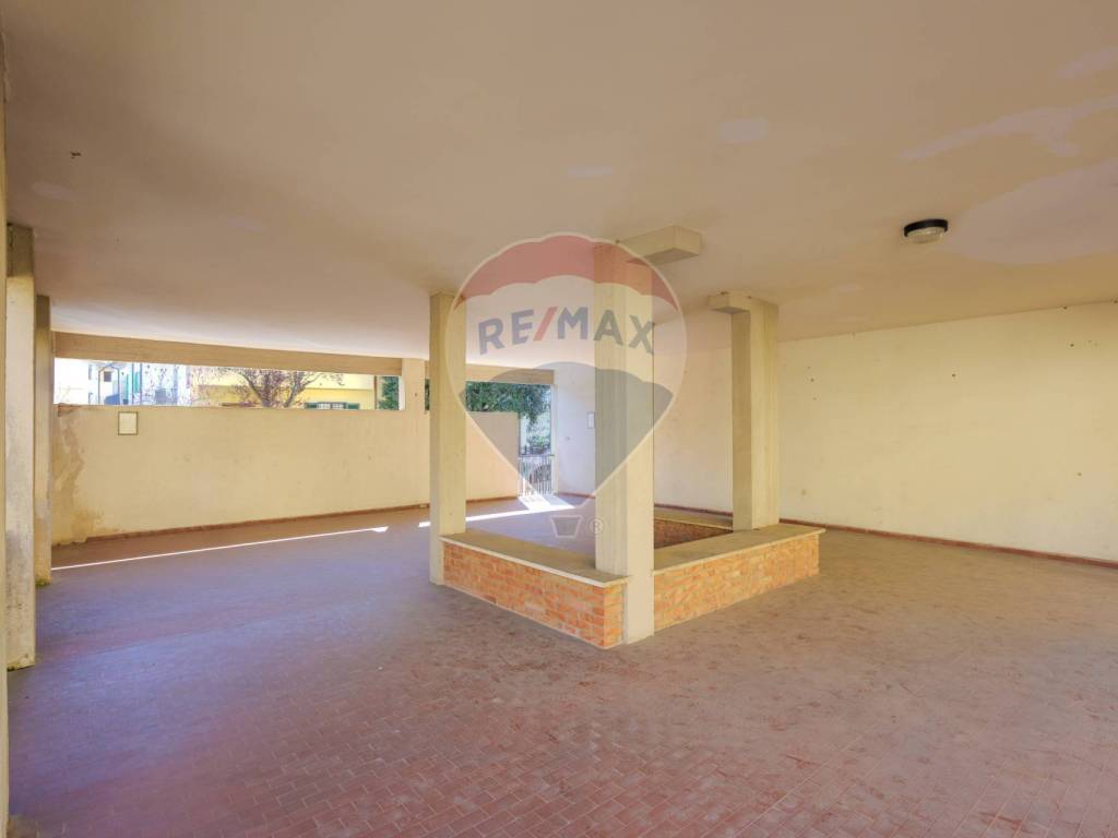 Appartamento a Prato in VIA ERNESTO CODIGNOLA, 4 - Foto 2