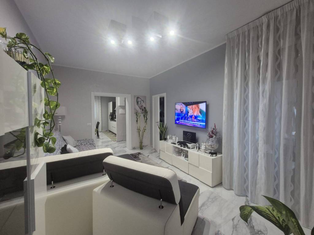 Appartamento a Crotone in via angelina Mauro - Foto 4