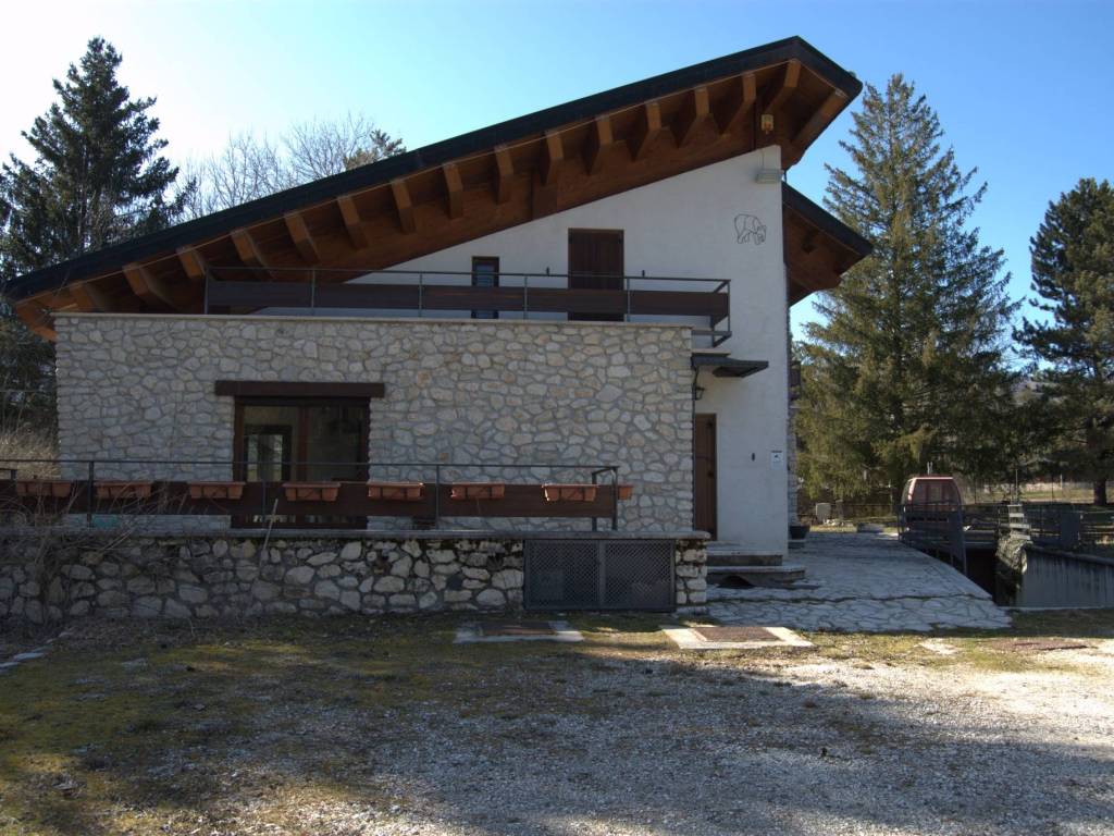 Villa a Pescasseroli in Via Difesa di Monte Tranquillo - Foto 2