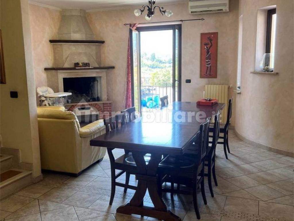 Villa a Ceccano in Via Giulio Pastore, 20 - Foto 4