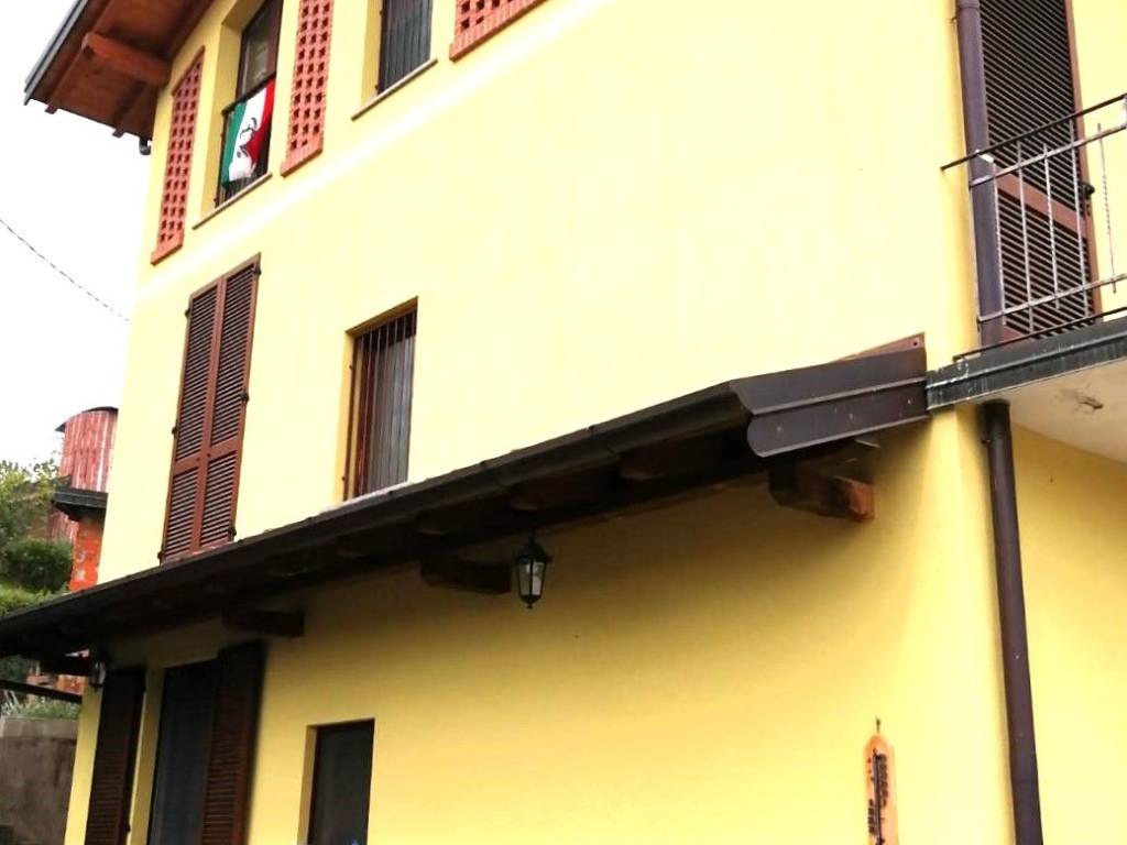 Villa a Besozzo in Via Ronco Binda - Foto 3