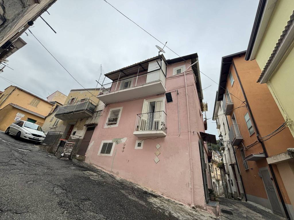 Casa indipendente a Lamezia terme in Via Trempa, 1 - Foto 2