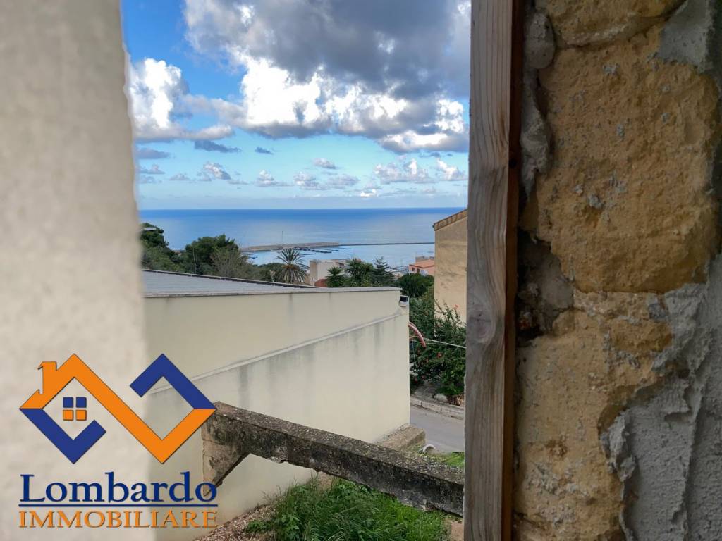 Casa indipendente a Castellammare del golfo in Via Lavinaro - Foto 2