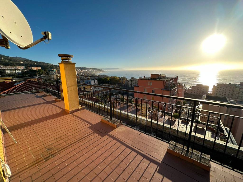 Appartamento a Cogoleto in Via Beuca - Foto 2