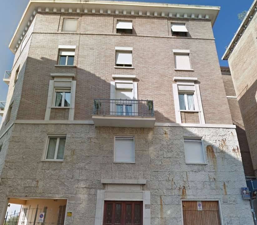 Appartamento a Ancona in Piazza Benvenuto Stracca - Foto 5