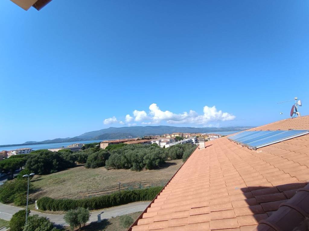 Attico / mansarda a Orbetello in Via Sandro Pertini, 5 - Foto 3