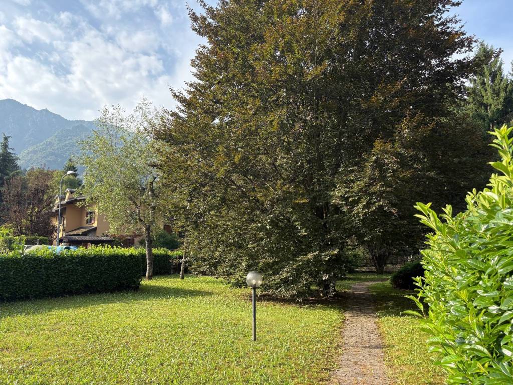 Appartamento a Clusone in Via dei Tigli, 15 - Foto 4