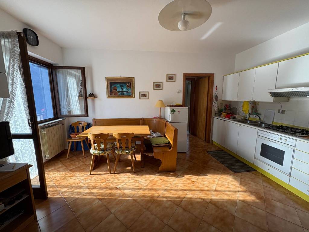 Appartamento a Clusone in Via dei Tigli, 15 - Foto 5