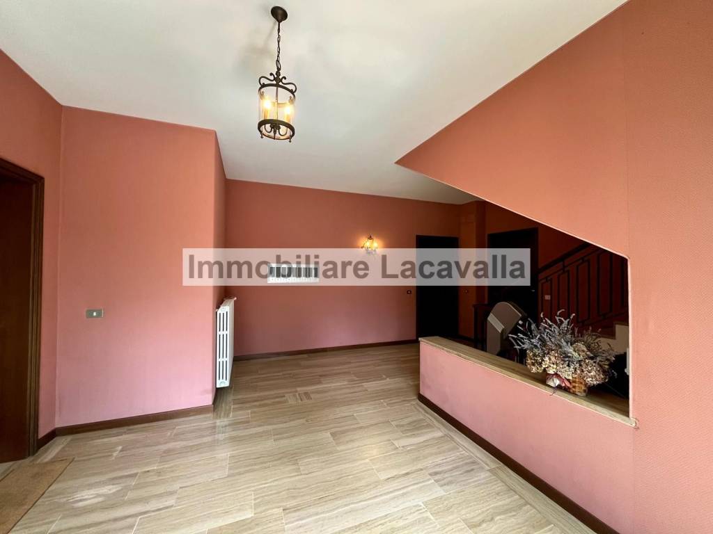 Appartamento a Varese in Via Ciro Menotti, 78 - Foto 4