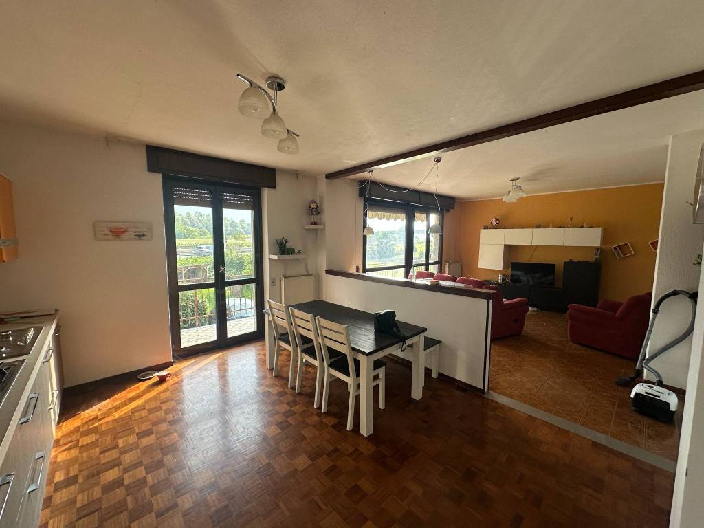 Appartamento a Berbenno di valtellina in Via Valeriana, 141 - Foto 5