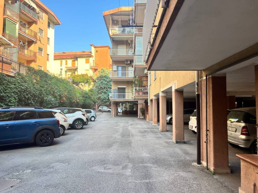 Appartamento a Salerno in Via Palestro - Foto 4