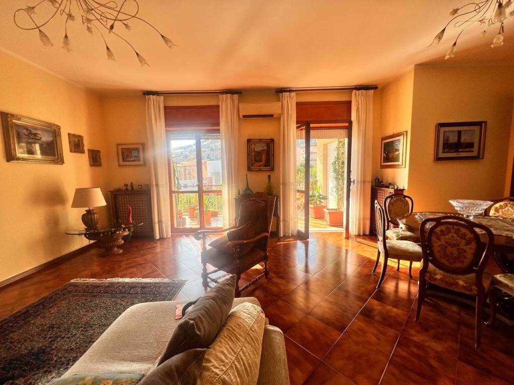 Appartamento a Salerno in Via Palestro - Foto 5
