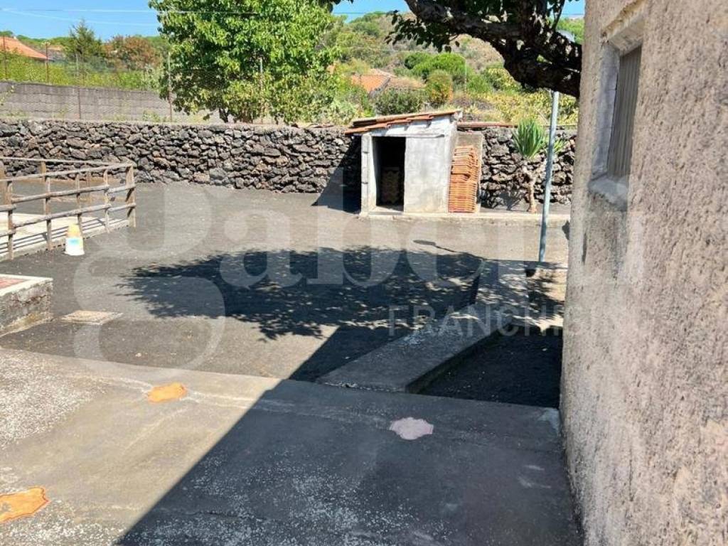 Villa a Nicolosi in Via Ragalidda, 61 - Foto 4