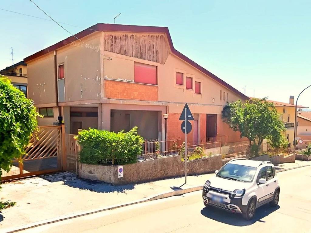 Villa a Avezzano in VIA DEI FIORI, 38 - Foto 4