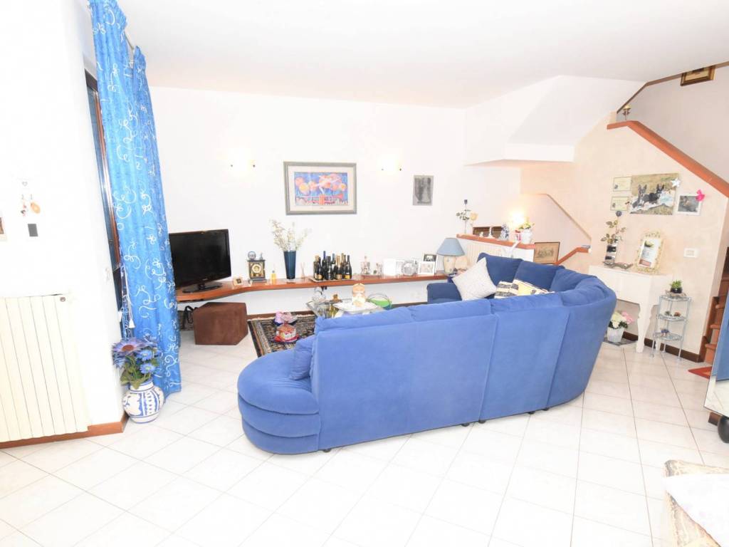 Villa a Buggiano in Via Oreste Landini, 9 - Foto 3