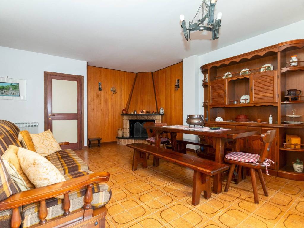 Casa indipendente a Demonte in Via Cornaletto, SNC - Foto 2