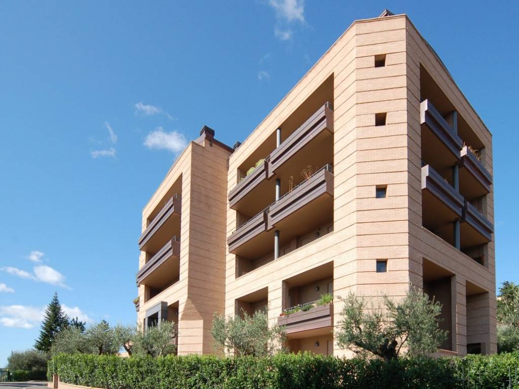 Attico / mansarda a Perugia in Via Maestri del Lavoro d'Italia - Foto 2