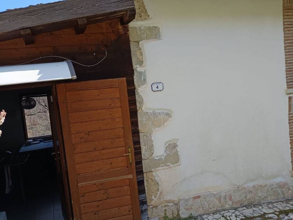 Casa indipendente a Lucoli in Via del Peschiolo - Foto 5