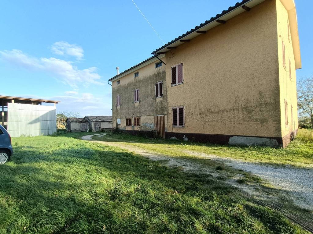 Rustico / casale a Treia in Contrada Sterpare - Foto 3