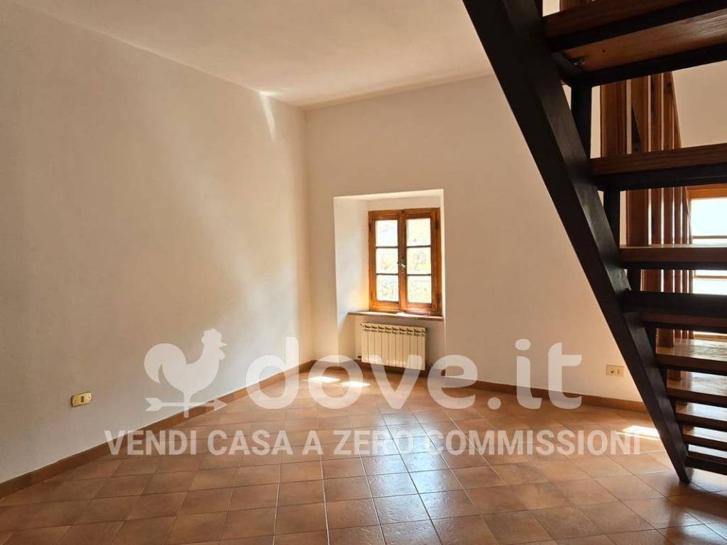 Appartamento a Castiglione d'orcia in Borgo Vittorio Emanuele, 65 - Foto 4