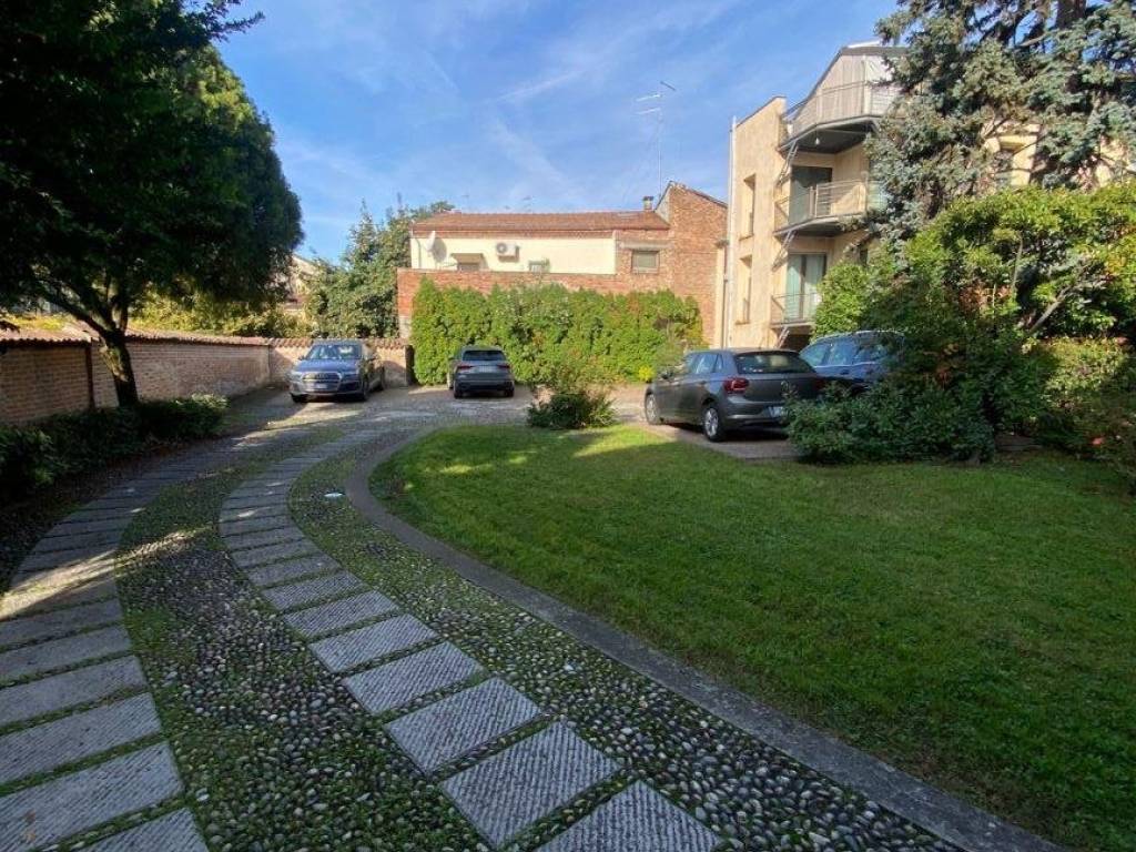 Appartamento a Piacenza in Via Giuseppe Nicolini, 15 - Foto 2