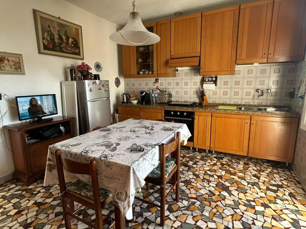 Appartamento a Pietrasanta in Via Massaua - Foto 4