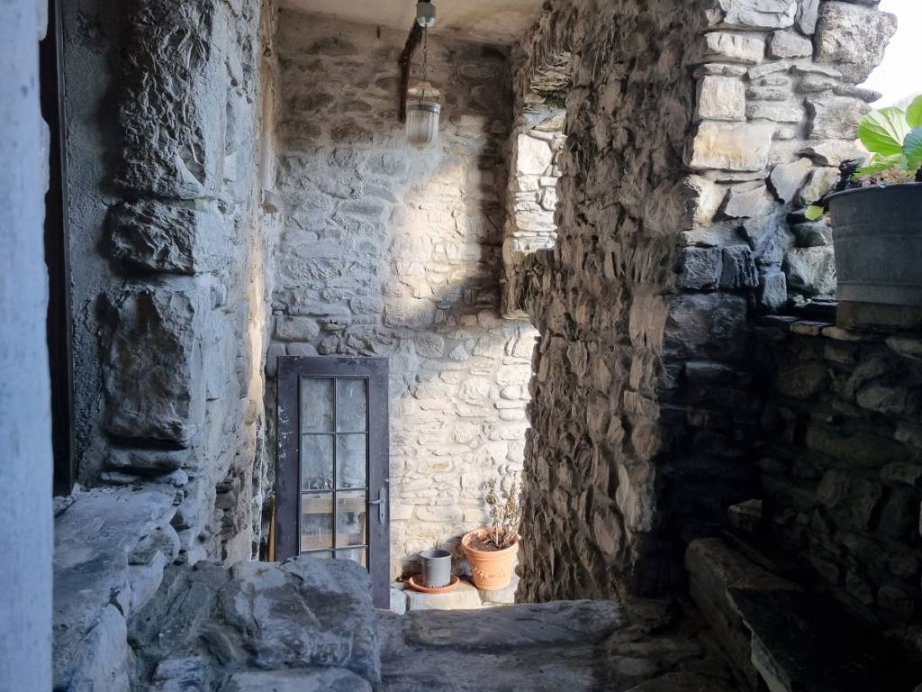 Casa indipendente a Varese ligure - Foto 2