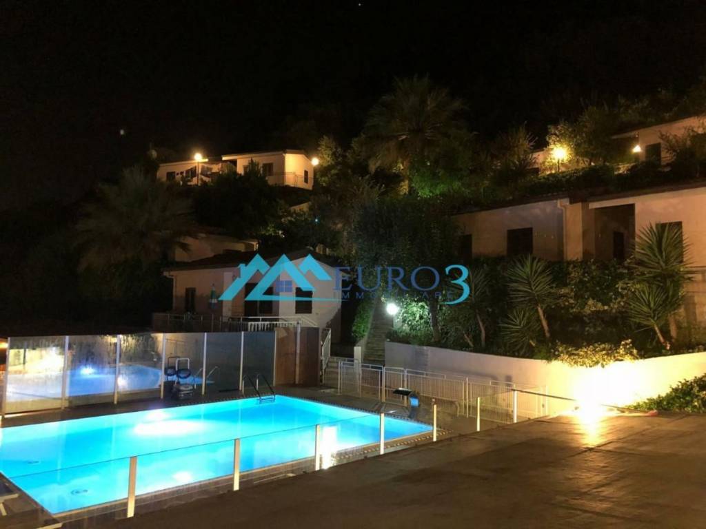 Villa a Cupra marittima in Via nazario sauro - Foto 4