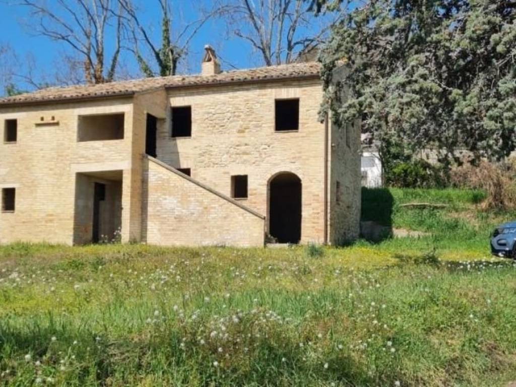 Villa a Montalto delle marche in montalto - Foto 3