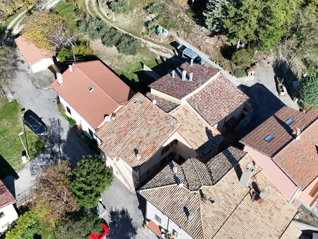 Casa indipendente a Assisi in Frazione Armenzano, 79 - Foto 5