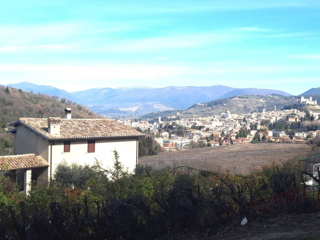 Rustico / casale a Spoleto in Viale dei Cappuccini, 1 - Foto 5