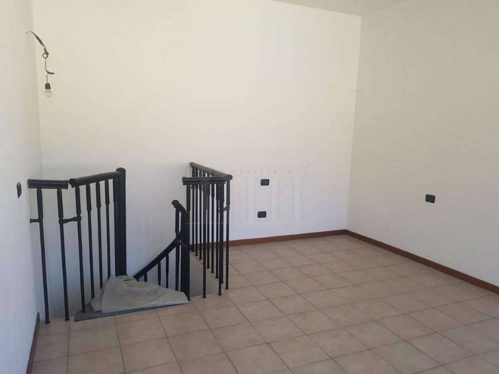 Appartamento a Gallarate in Piazza San Giorgio - Foto 5