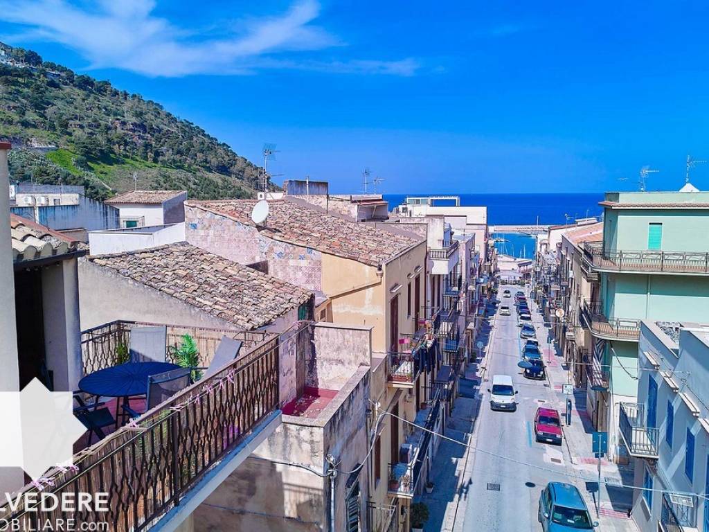 Attico / mansarda a Castellammare del golfo in Via Roma, 67 - Foto 2
