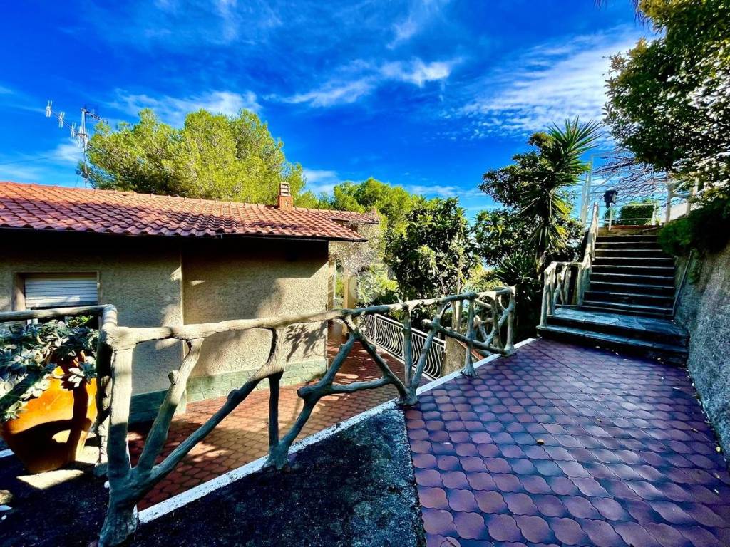 Villa a Andora in Str. Delle Colline, 12 - Foto 4