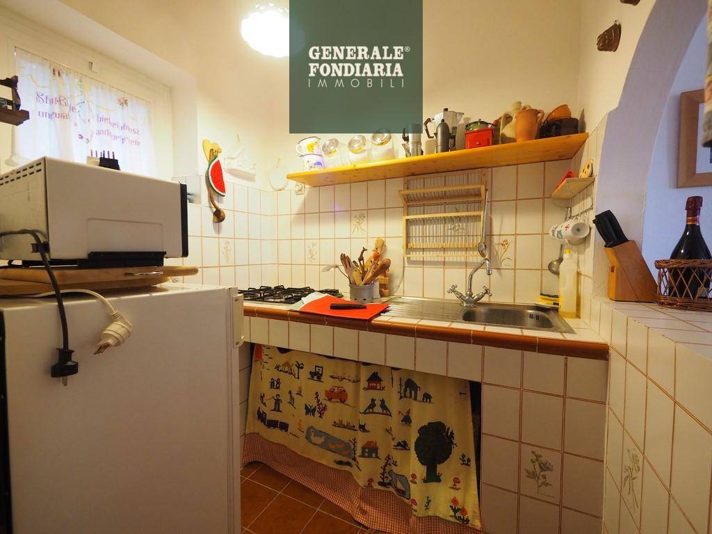 Appartamento a Rocchetta di vara in Via Campo Picchiara, 5 - Foto 4