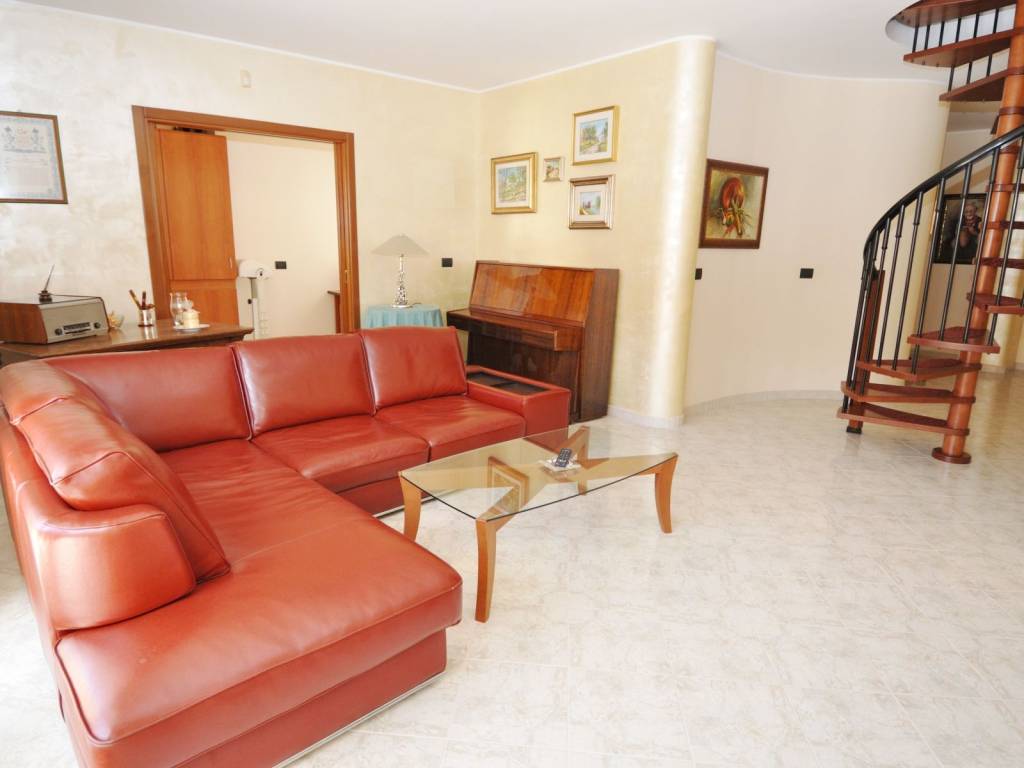 Attico / mansarda a San vito dei normanni in Via Antonio Francavilla - Foto 3