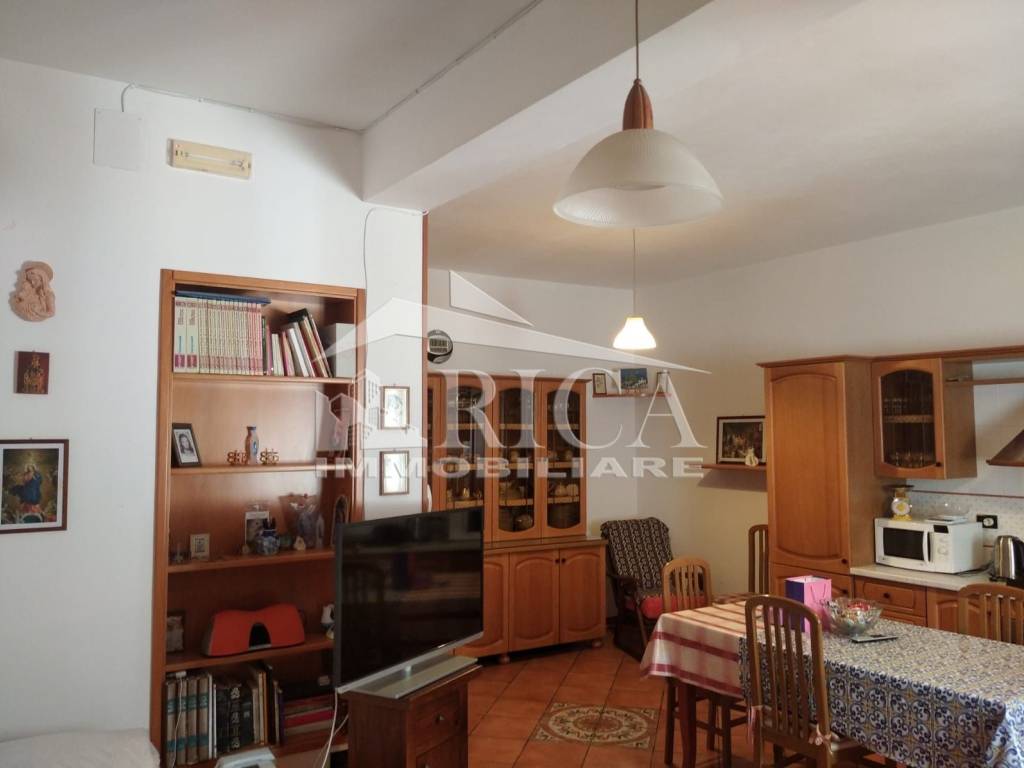 Casa indipendente a Alcamo in Via Mangione - Foto 2