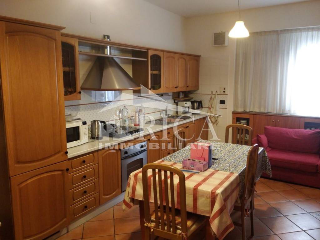 Casa indipendente a Alcamo in Via Mangione - Foto 4