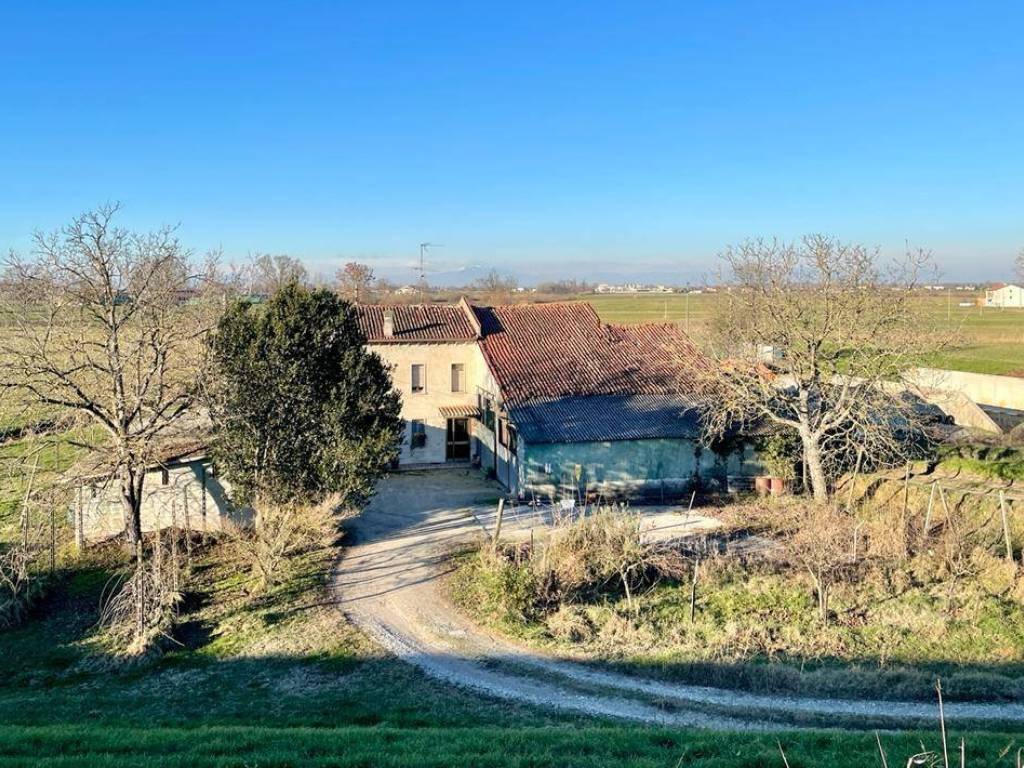 Rustico / casale a Bagnolo san vito - Foto 5