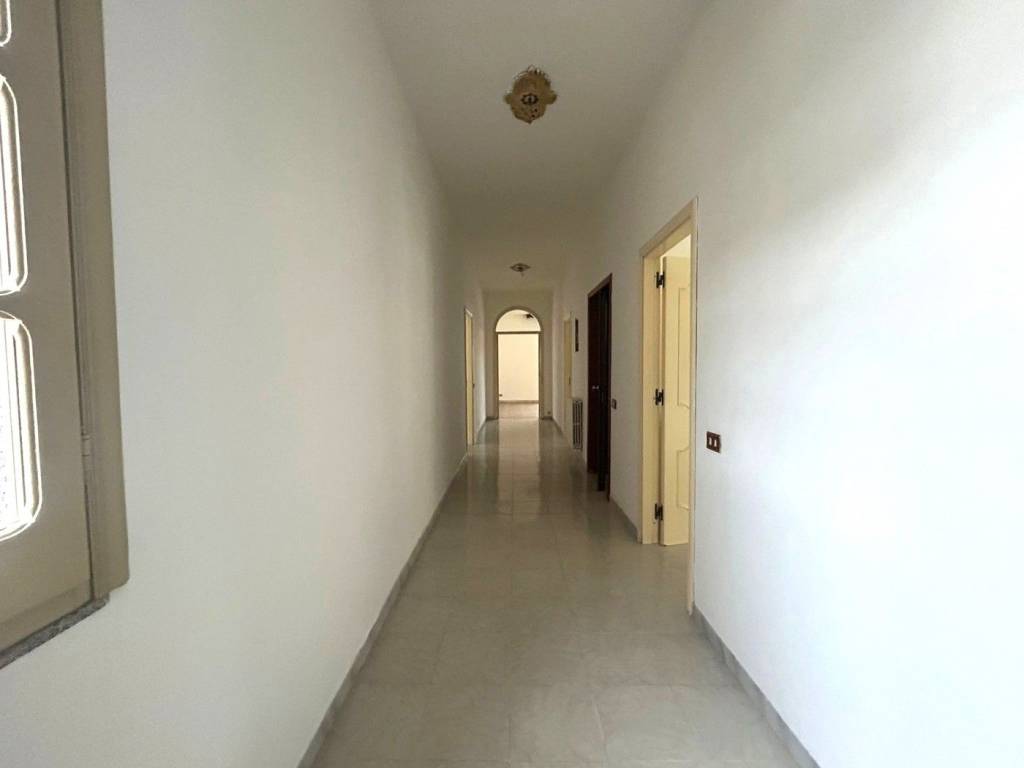 Appartamento a Pulsano in VIA ADIGE, 42 - Foto 2