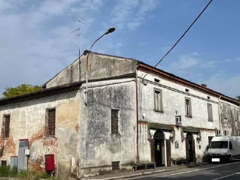 Appartamento a Cremona in Via Casalmaggiore 38. - Foto 2