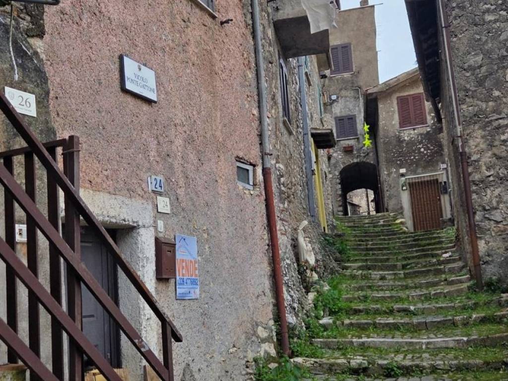 Appartamento a Piglio in Via Costa Fredda - Foto 2