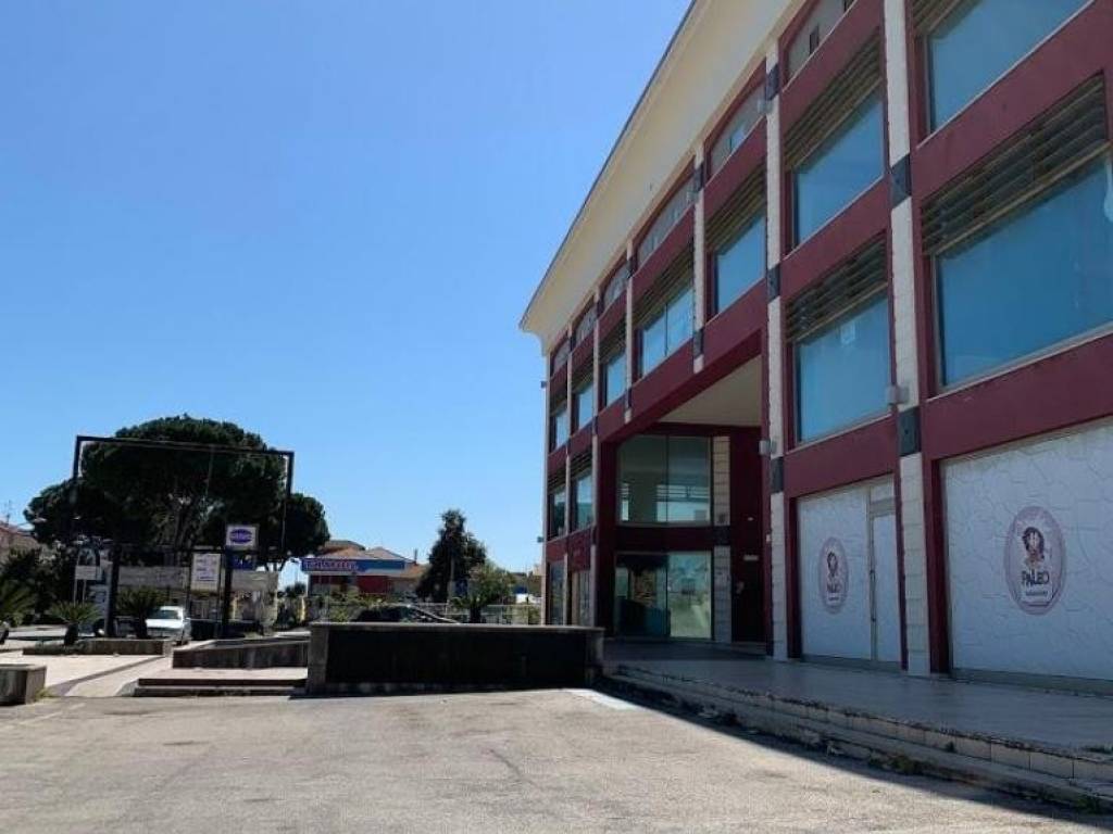 Immobile a Città sant'angelo in VIALE MATRINO - Foto 4