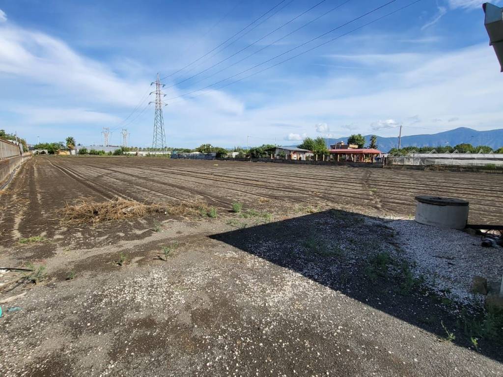 Terreno a Scafati in Via Lo Porto - Foto 3