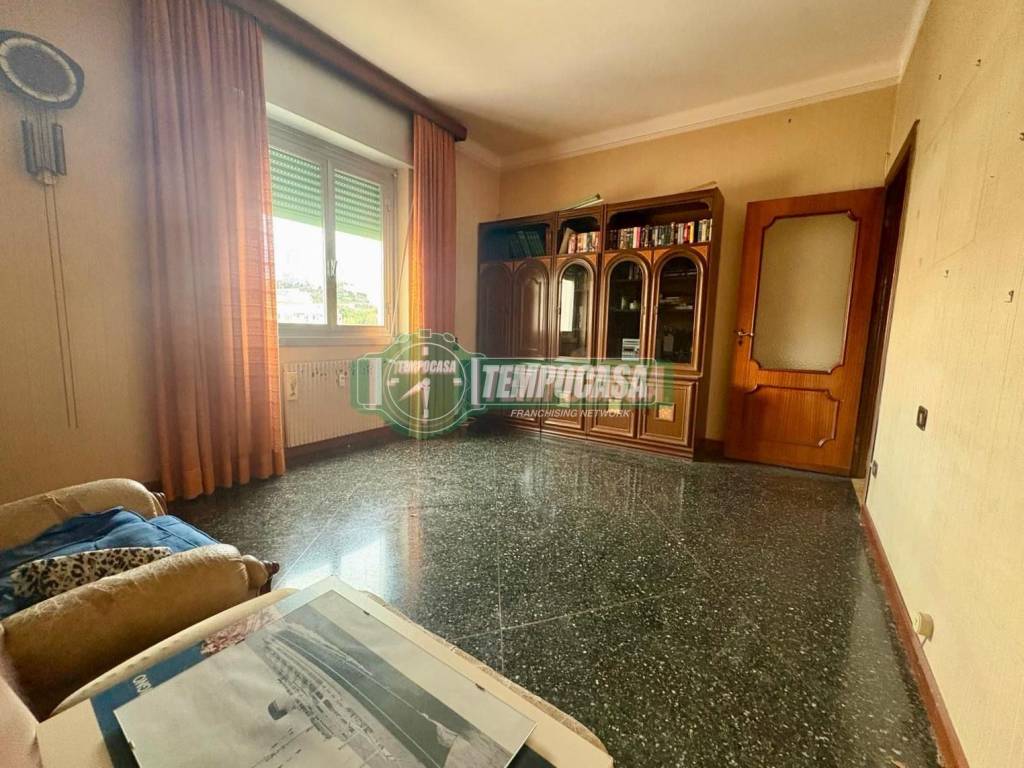 Appartamento a Genova in Via Giovanni Arrivabene 19 - Foto 2