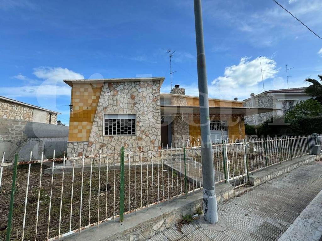 Villa a Bari in VIA DEL TAMERICE - Foto 3