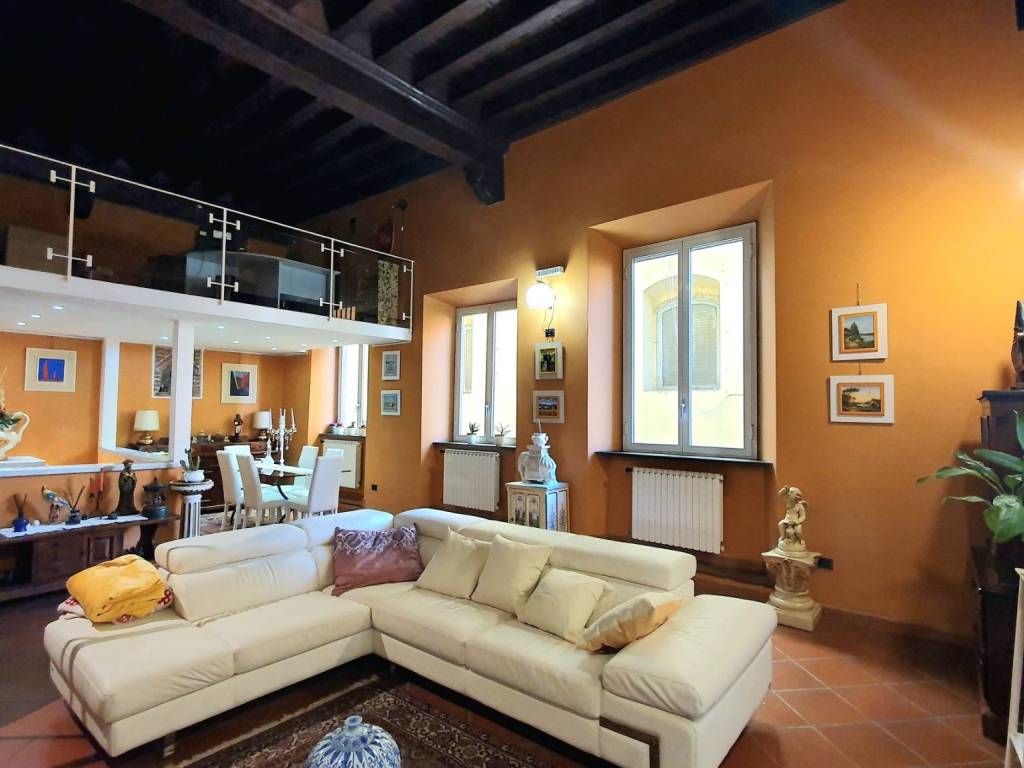 Appartamento a Lucca in Via Cesare Battisti, 24 - Foto 3