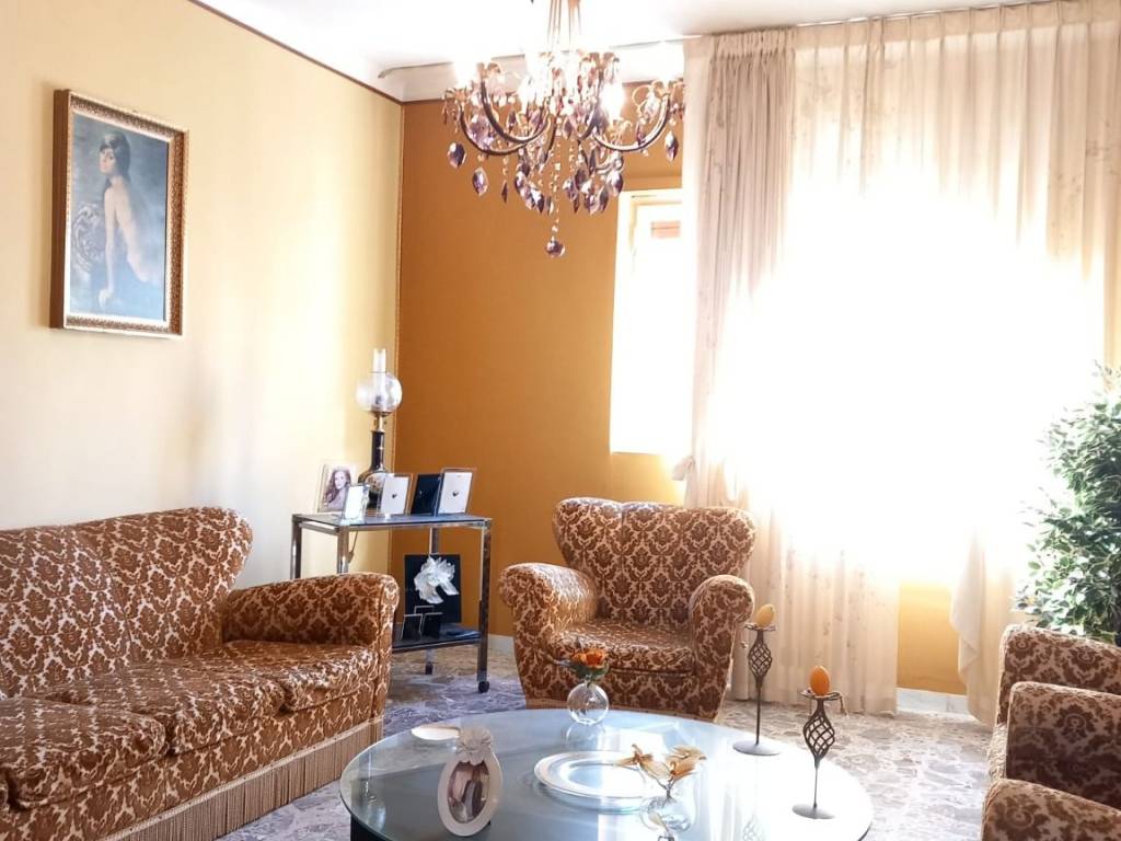 Appartamento a Taranto in Via Pisa, 5 - Foto 2