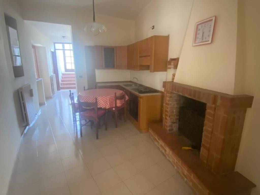 Villa a San martino valle caudina in Piazza Girolamo del Balzo - Foto 5